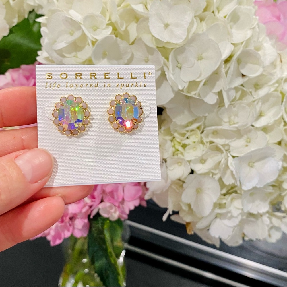 Sorrelli Halo Oval Crystal Stud Earrings NWT - Picture 5 of 13